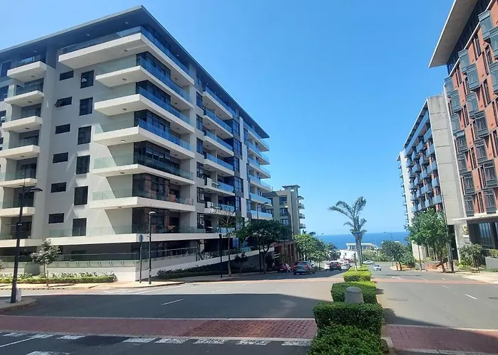 Umhlanga Rox - 2 Bedroom Apartment With Sea View