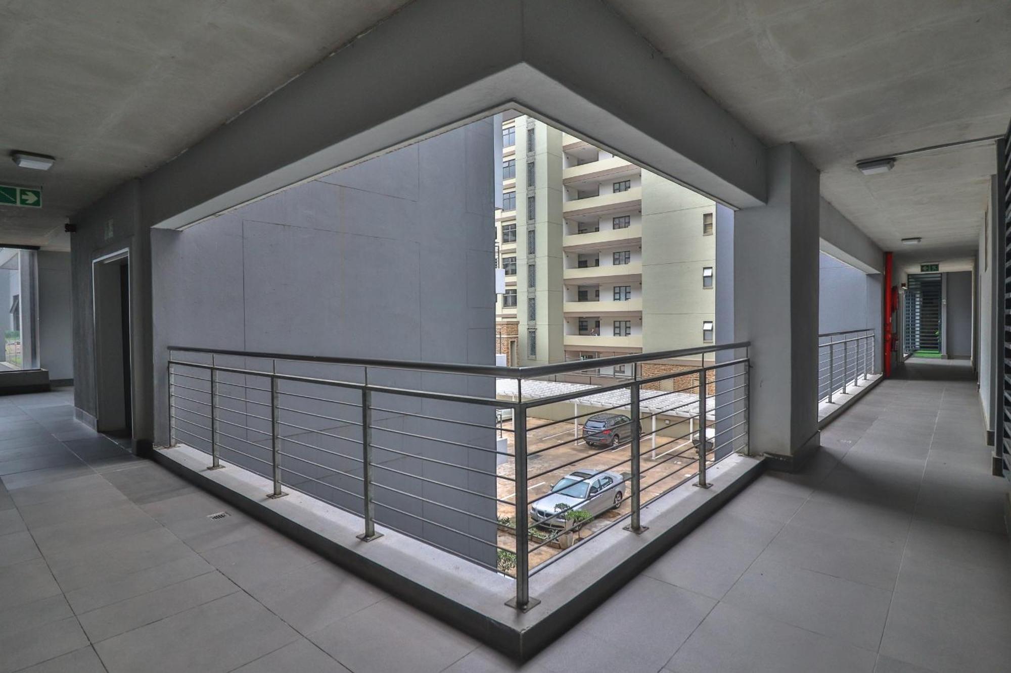 Apartment Umhlanga Rox - 2 Bedroom With Sea View